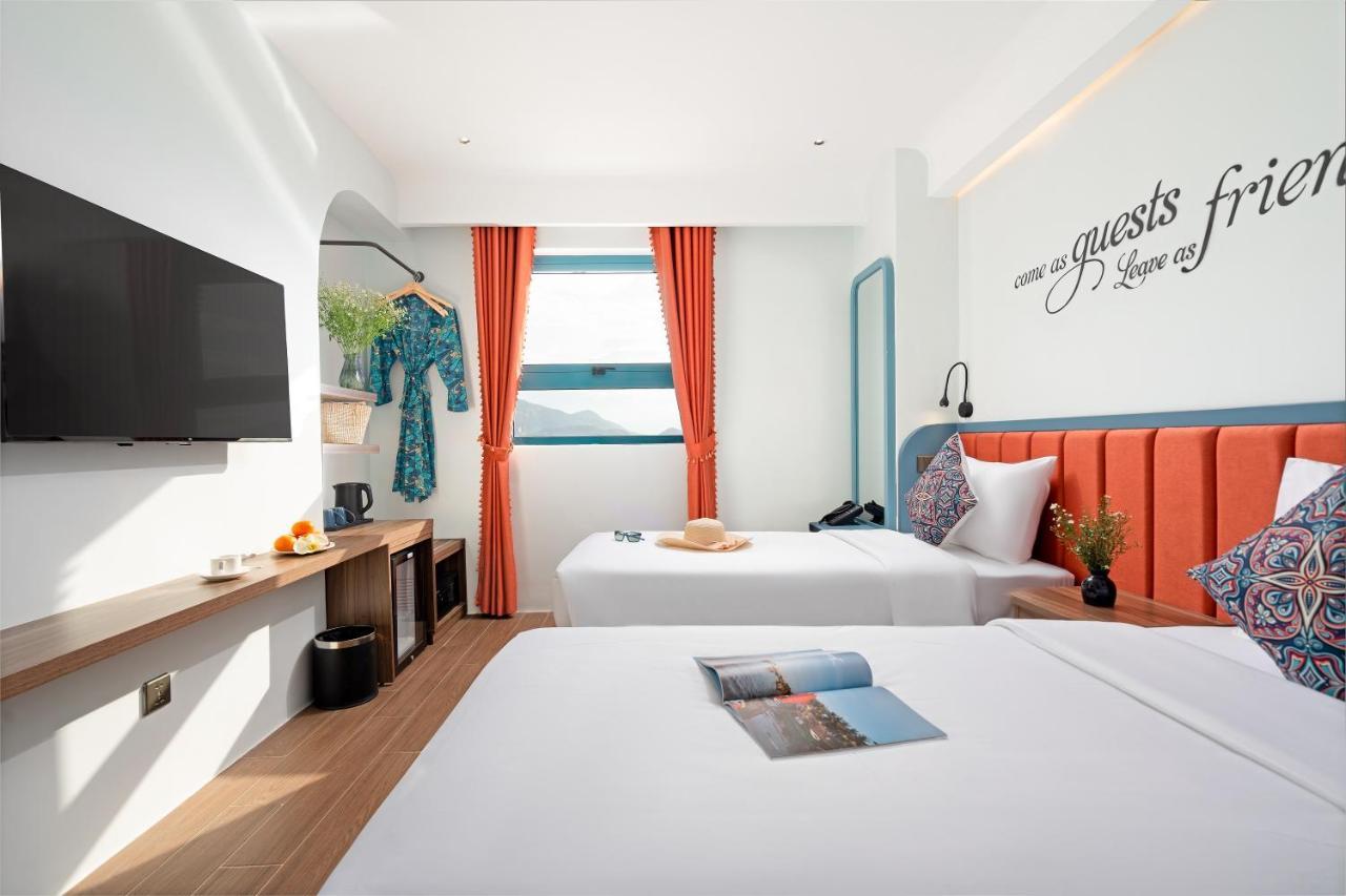 Pavillon Boutique Hotel & Apartment Nha Trang Esterno foto