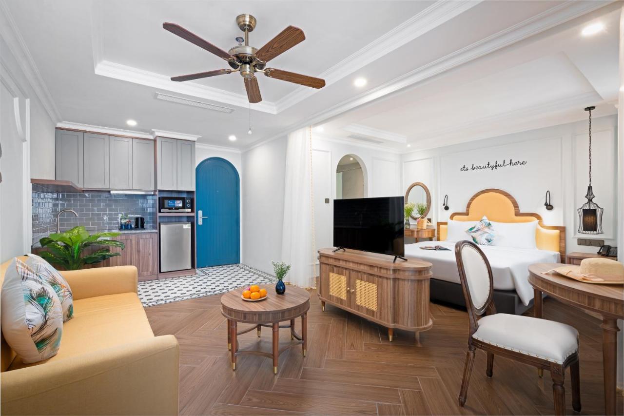 Pavillon Boutique Hotel & Apartment Nha Trang Esterno foto